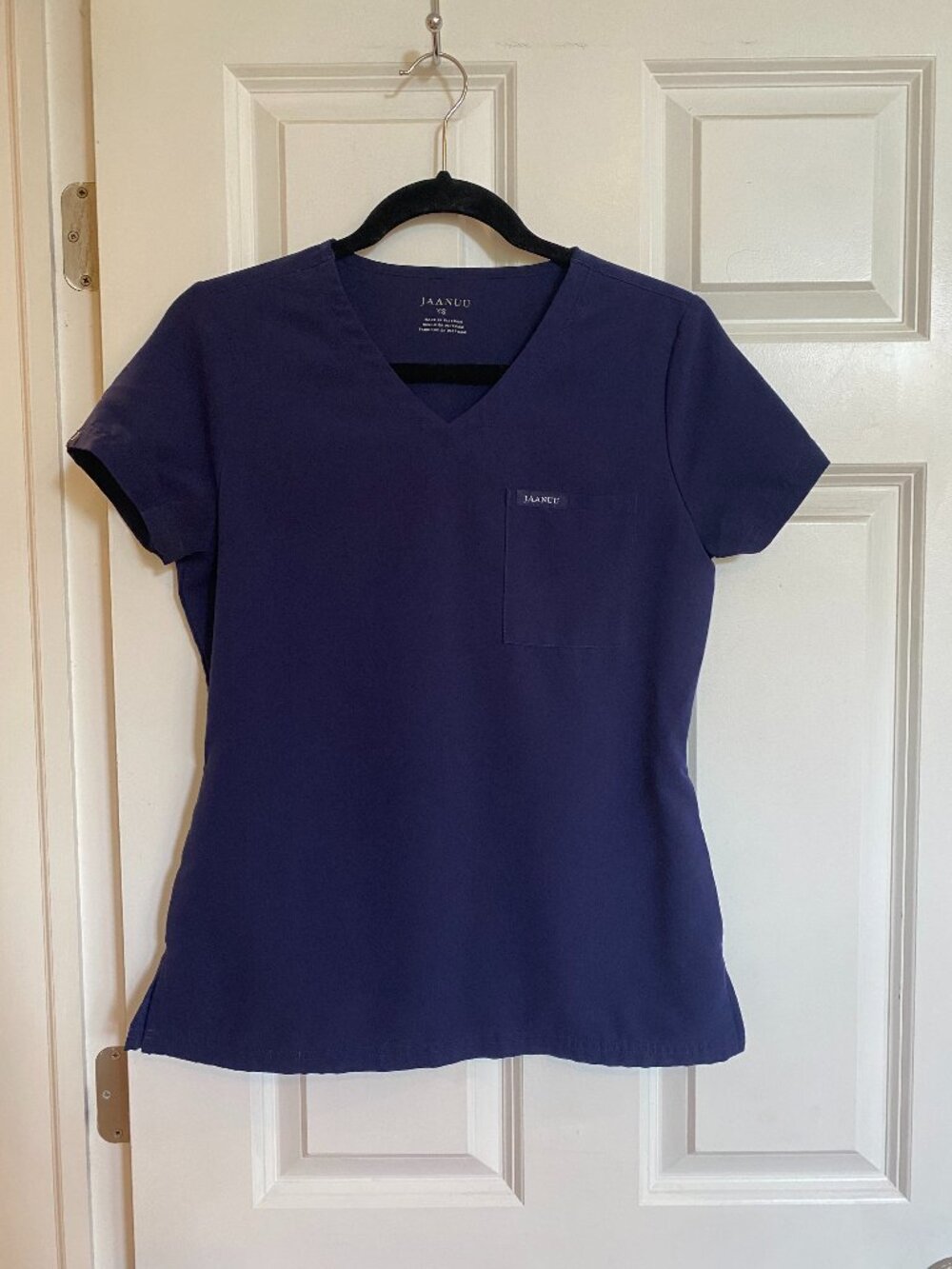 Jaanuu Scrub Top